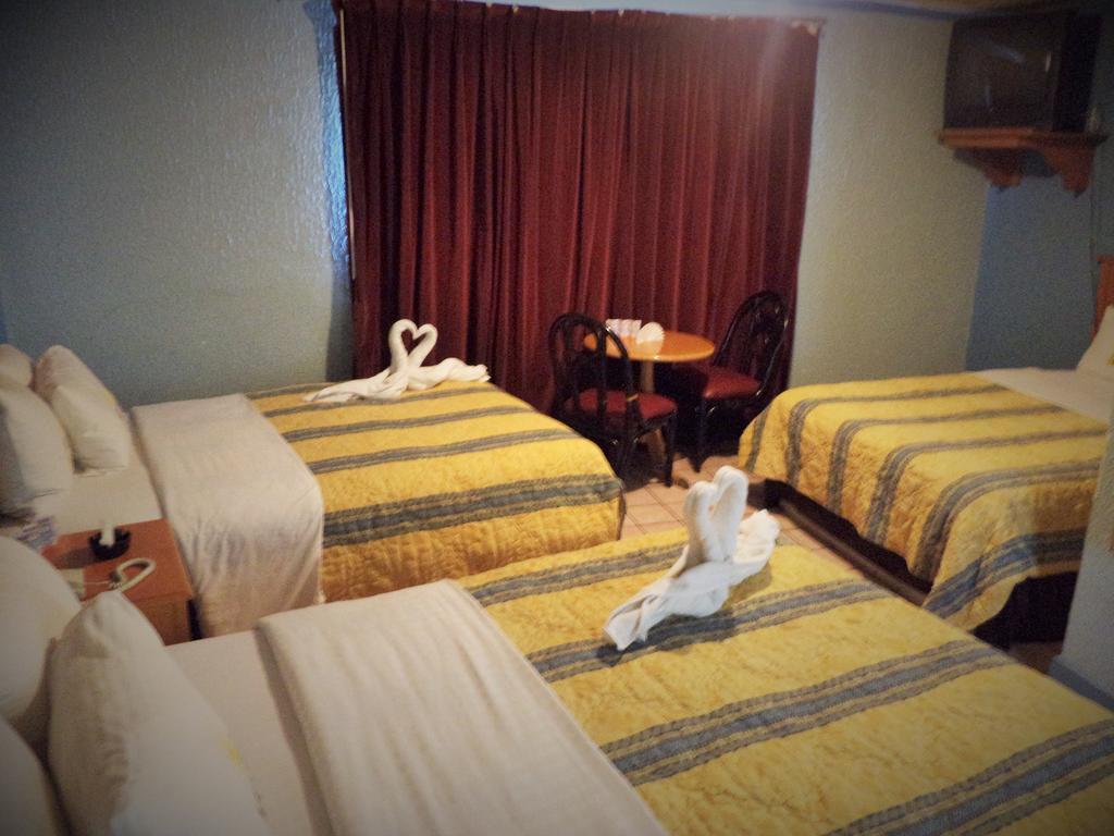 Hotel Diaz Τιχουάνα Δωμάτιο φωτογραφία