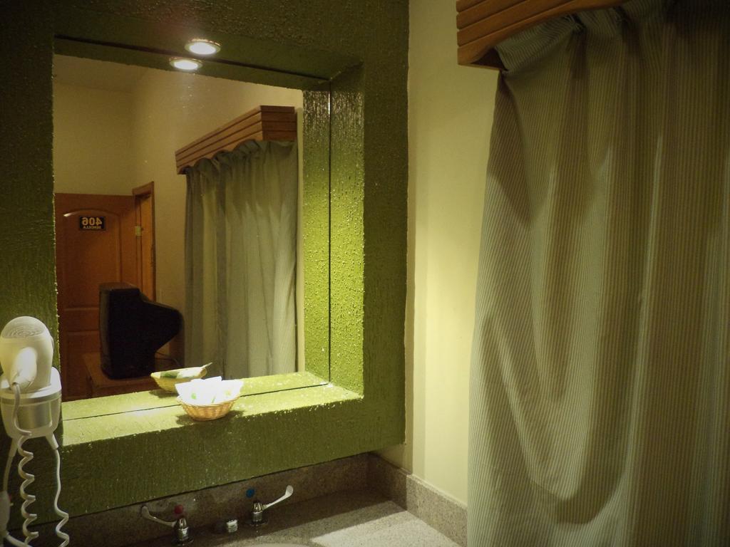 Hotel Diaz Τιχουάνα Εξωτερικό φωτογραφία